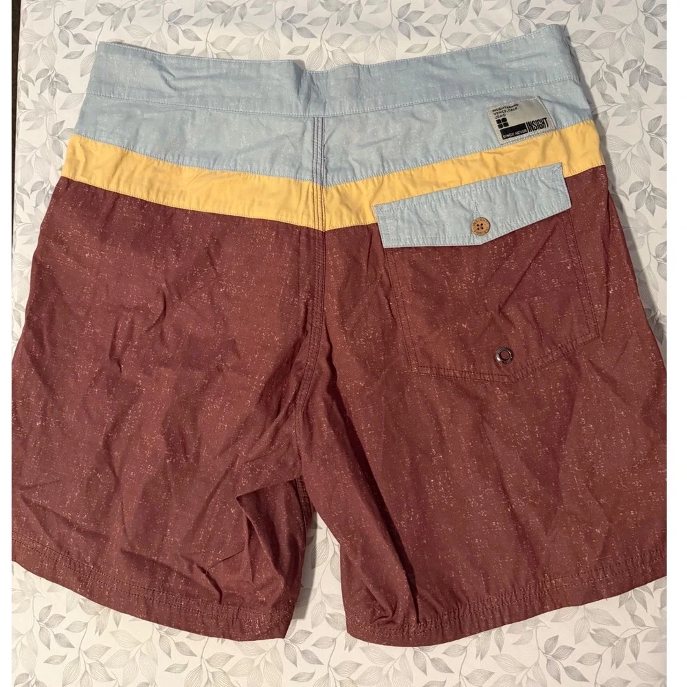 Insight Malibu Boardshorts Mens 32 Burgundy Yellow Blue Colorblock Swim NEW